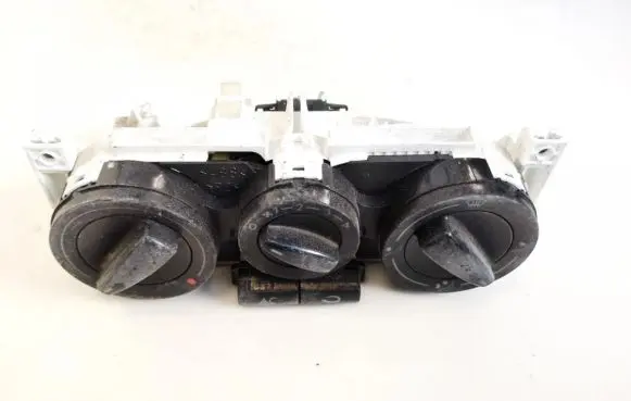 Volkswagen Golf IV Climate control unit 1J0820045F