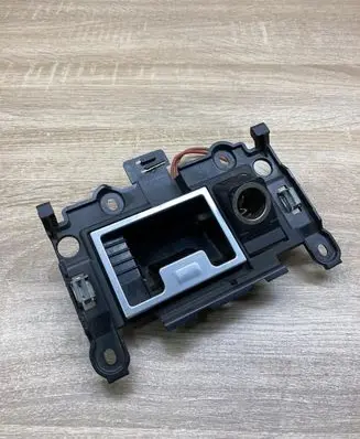BMW 5 E60 E61 Ashtray (front) 7034087 314250100