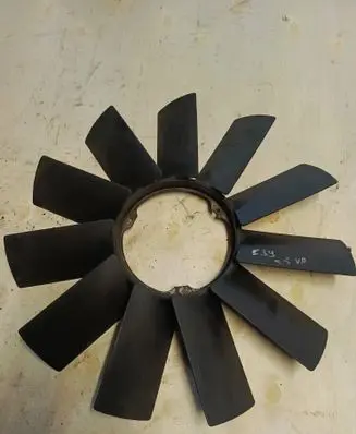 BMW 5 E39 Fan impeller 11521712110