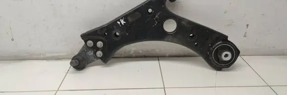 Fiat Tipo Front lower control arm/wishbone