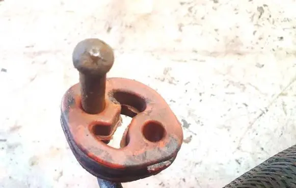 Muffler mount bracket/holder