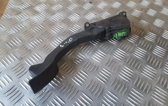 Volvo S40 Accelerator throttle pedal 4M519F836BH 6PV00864103