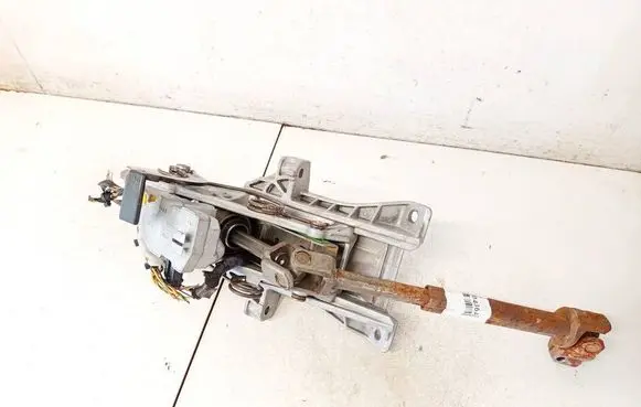 Volvo S40 Steering wheel axle p30714330