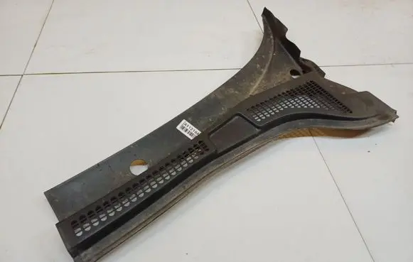 Skoda Superb B6 (3T) Wiper trim 3T0819415A