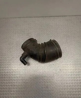 Mazda 626 Air intake hose/pipe KL05132201 KL0513220