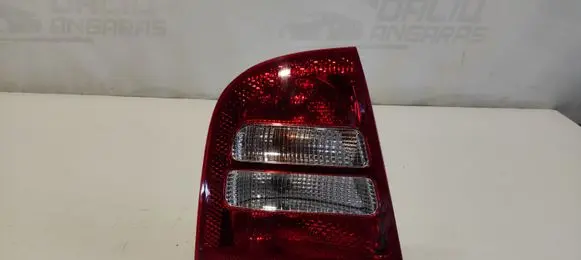 Skoda Octavia Mk1 (1U) Rear/tail lights 086651903