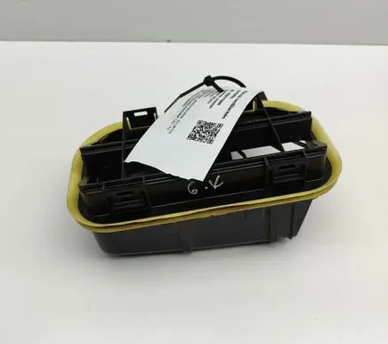 Mercedes-Benz SLC R172 Quarter panel pressure vent A1728300042