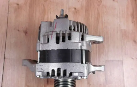 Mitsubishi Outlander Generator/alternator 1800A546