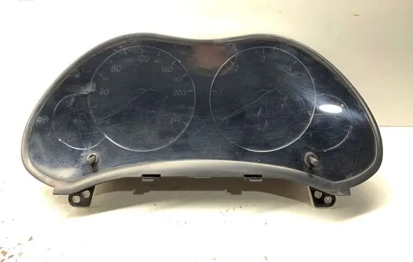 Toyota Avensis T250 Speedometer (instrument cluster) MB2574305632 8380005851B