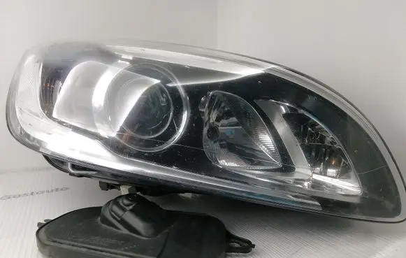 Volvo V60 Headlight/headlamp 31420262