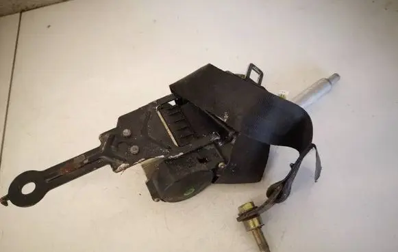 Nissan Primera Front seatbelt 868842F000