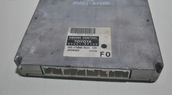 Toyota Corolla Verso AR10 Engine control unit/module 896610F100TOYOTA