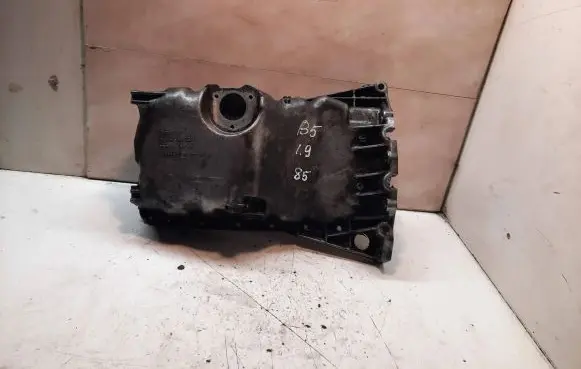 Volkswagen PASSAT B5 Oil sump 06B103603N 018106A