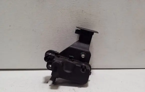Ford Galaxy Vacuum air tank 9805069780