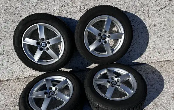Seat Alhambra (Mk2) R18 alloy rim 7N5601025