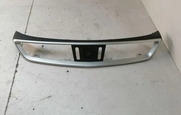 Nissan Qashqai Panel trim 30490055