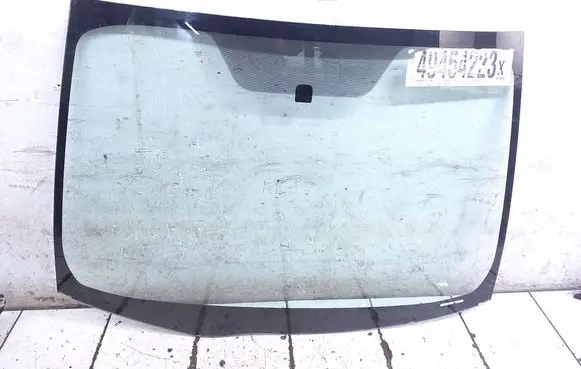 Toyota Prius (XW30) Front windscreen/windshield window AS1