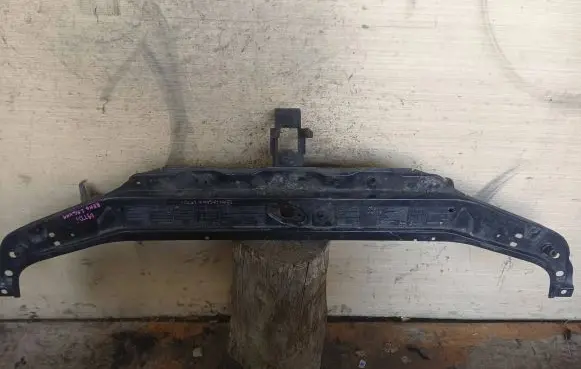 Renault Laguna II Top upper radiator support slam panel
