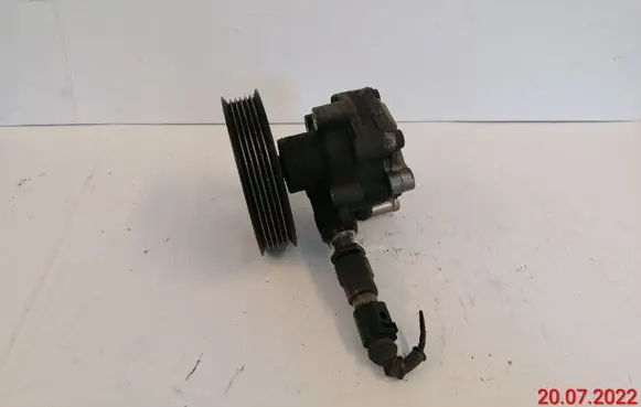 Seat Toledo II (1M) Power steering pump