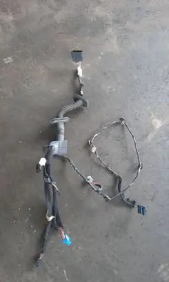 Renault Master III Front door wiring loom 241252756R
