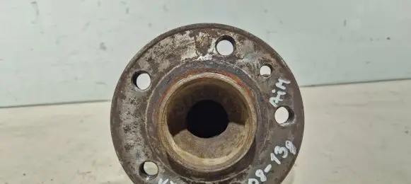 Volvo V70 Front wheel hub 6G912C447BB
