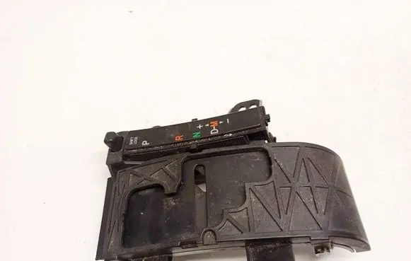 Toyota Avensis T270 Gear shifter surround trim plastic 76E721