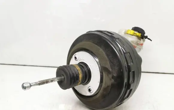 Chevrolet Orlando Brake booster 13338058 526903707 06337850164