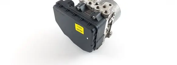 Infiniti Q70 Y51 ABS Pump 476603GN0A 1330002240