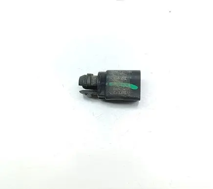 Volkswagen Amarok Outside/external air temperature sensor 8Z0820535