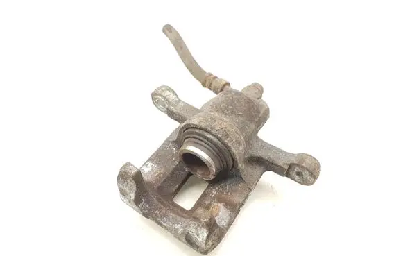 Chevrolet Lacetti Rear brake caliper