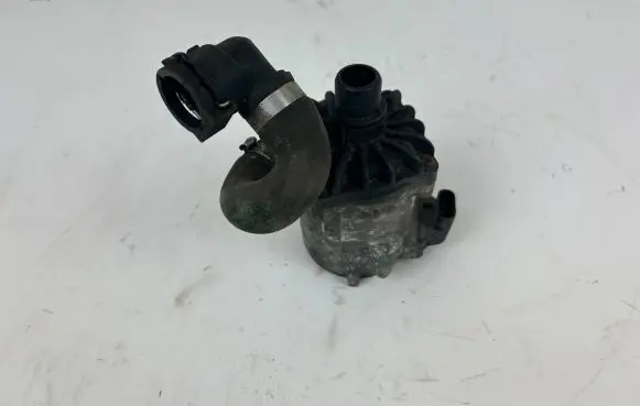 BMW X6 E71 Electric auxiliary coolant/water pump 7566335