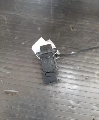 BMW 4 F32 F33 Mass air flow meter 8506408