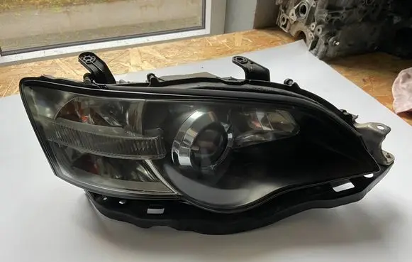 Subaru Legacy Headlight/headlamp