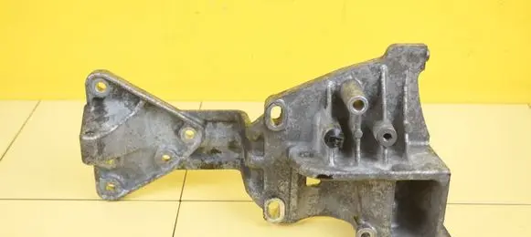 Volvo V40 Engine mounting bracket 31316826 D5204T6