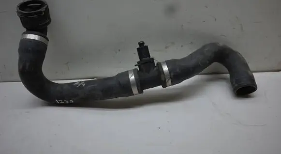 Audi Q7 4L Engine coolant pipe/hose 7L8121115