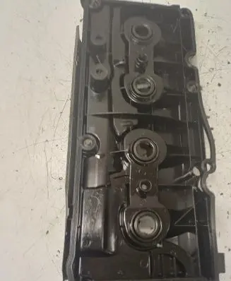Rocker cam cover