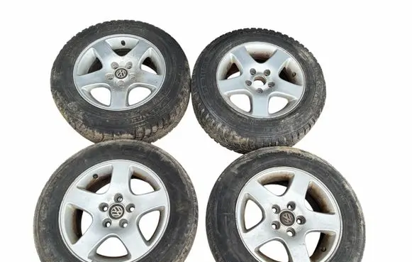 Volkswagen Multivan T4 R15 alloy rim 7JX15H2