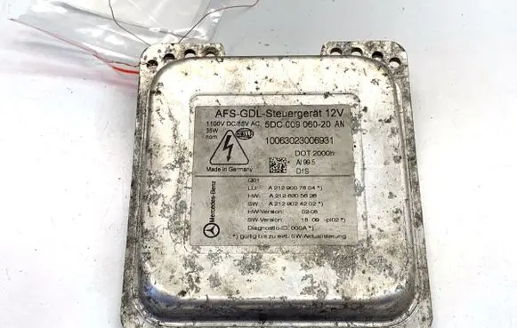 Mercedes-Benz E W212 Voltage converter/converter module A2129007804