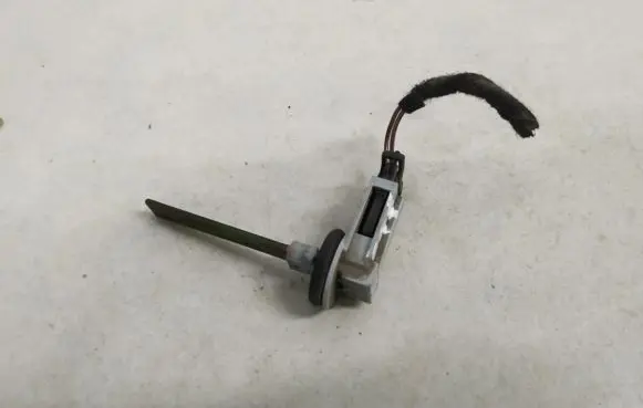 Volkswagen Golf V Interior temperature sensor 4b0820539