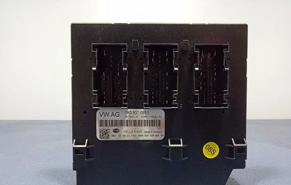 Volkswagen Golf Plus Comfort/convenience module 1K0937085L