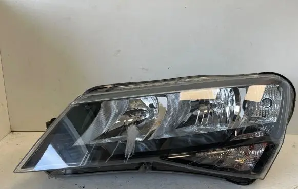 Skoda Superb B8 (3V) Headlight/headlamp 3V2941015 1LJ01193903