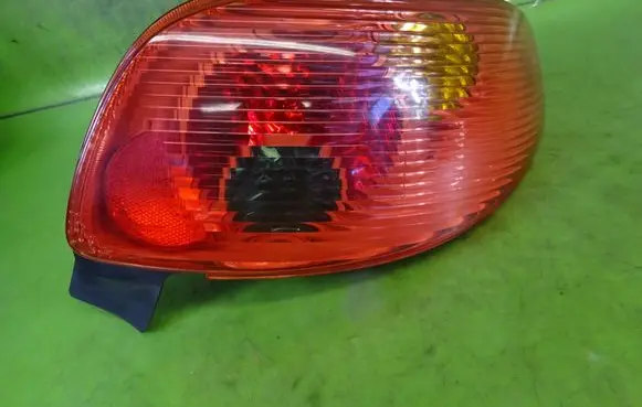 Peugeot 206 Rear/tail lights