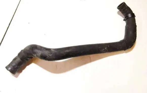 Nissan X-Trail T30 Engine coolant pipe/hose