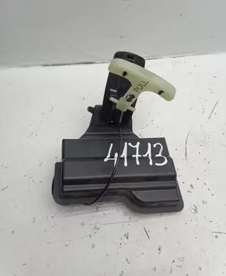 Infiniti Q50 Tailgate/trunk/boot lock/catch/latch