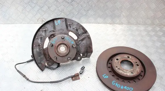 Mitsubishi 3000 GT Front wheel hub spindle knuckle