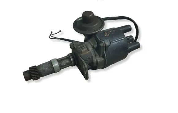 Mazda 626 Spark distributor T4T63173F