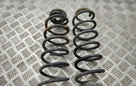 Volkswagen Polo V 6R Rear coil spring