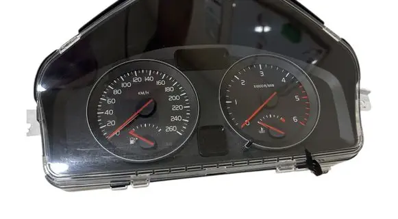 Volvo V50 Speedometer (instrument cluster) 31296228 69199420T 0366863