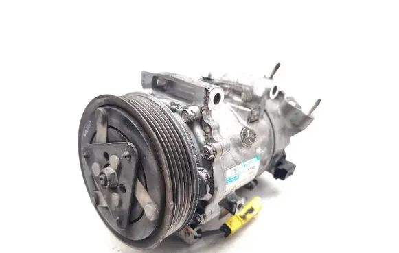 Peugeot 207 Air conditioning (A/C) compressor (pump) 9670318880