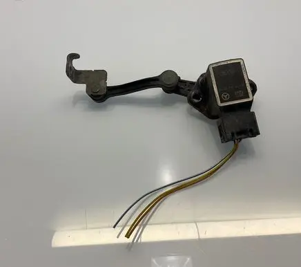 Mercedes-Benz R W251 Air suspension front height level sensor A0105427717 0105427717
